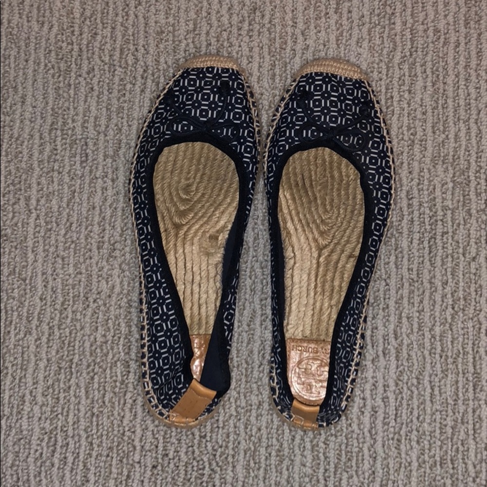 Tory Burch espadrilles/flats with woven bottom!